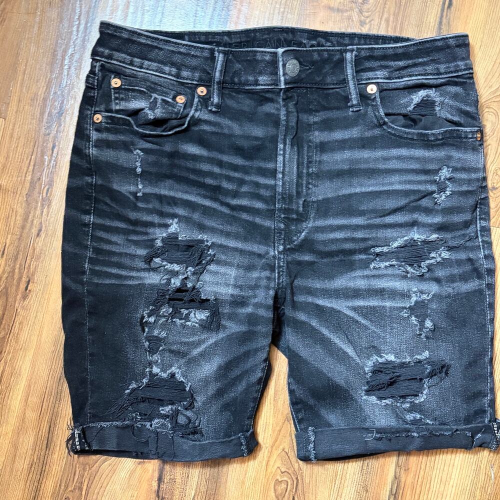Men’s American Eagle Outfitters Airfit Black Distressed Shorts Size 33 - Picture 2 of 8